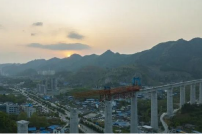 叙毕铁路建设使用起重滑车