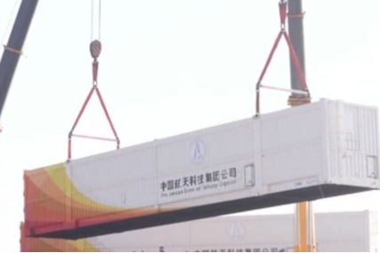 长征七号遥五运载火箭转运使用起重滑车